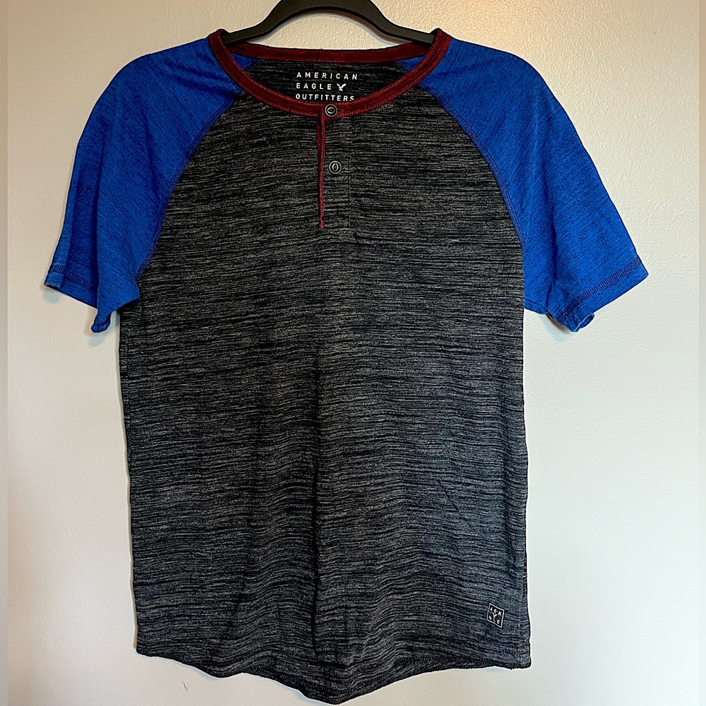 Men’s button shirt